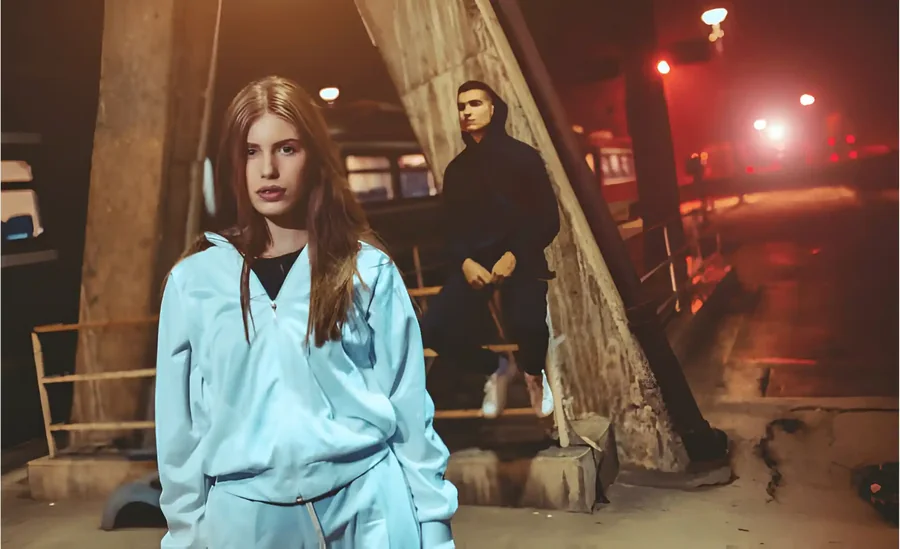 Streetwear styling with oversized clothing